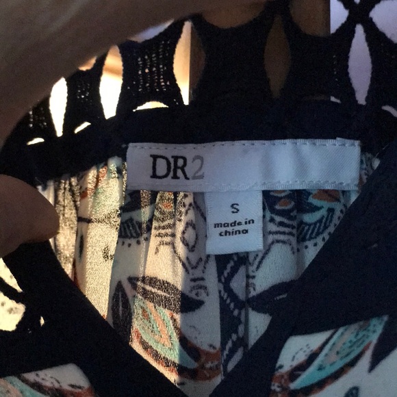 Pattern Tank - Picture 2 of 3